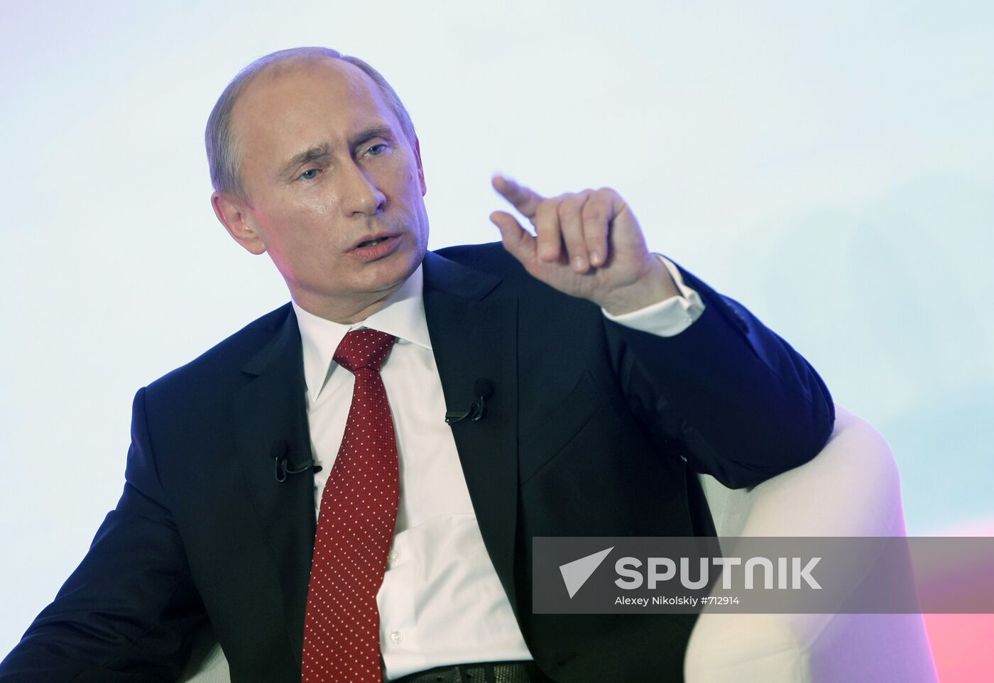 Vladimir Putin visits North Caucasus Federal District