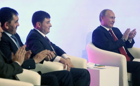 Vladimir Putin visits North Caucasus Federal District