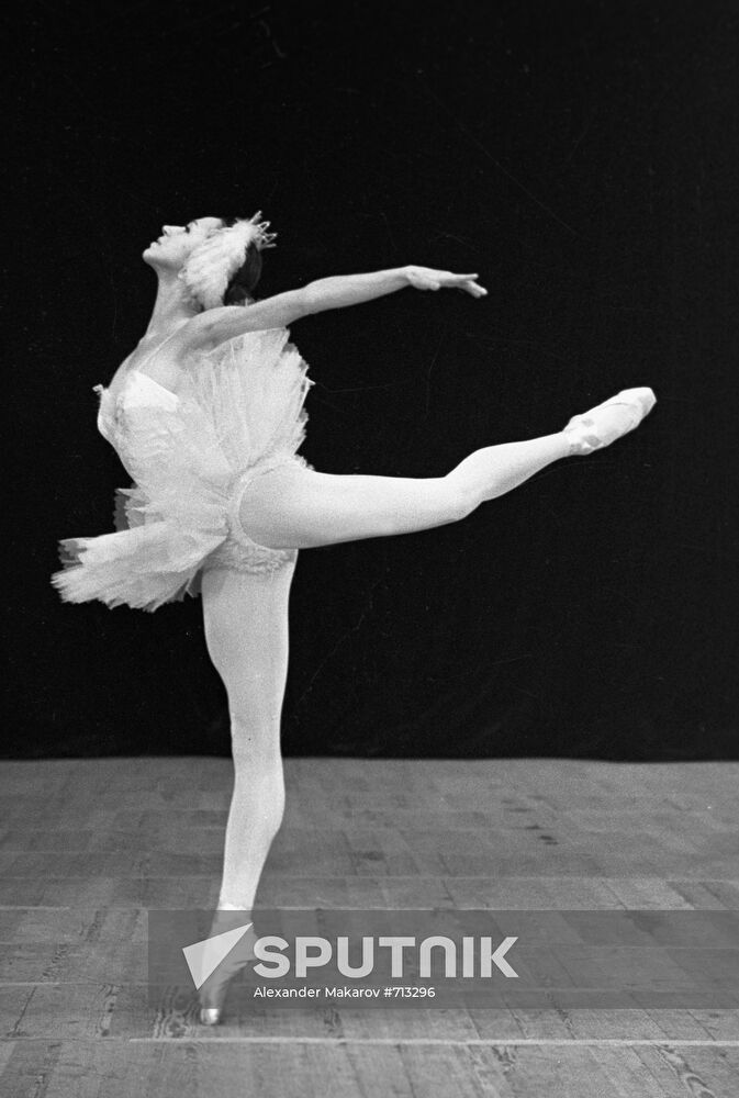 Ballerina Yelena Yevteyeva