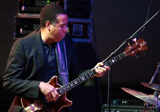 American bassist Stanley Clarke