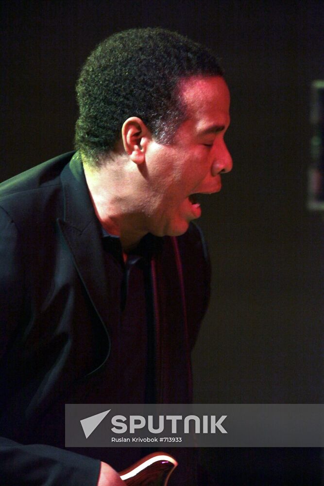 American bassist Stanley Clarke