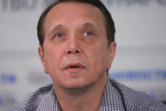 Press conference by pianist-conductor Mikhail Pletnev