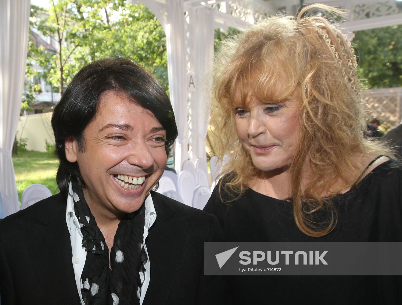 Valentin Yudashkin and Alla Pugacheva