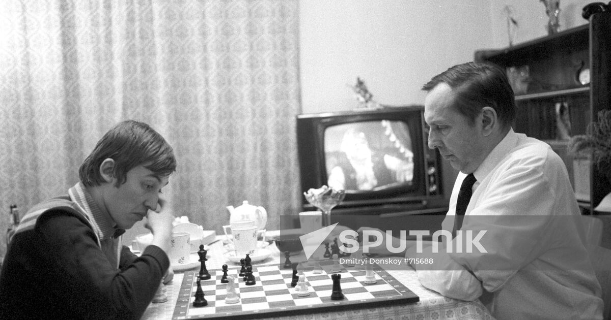 KARPOV PARENTS  Sputnik Mediabank