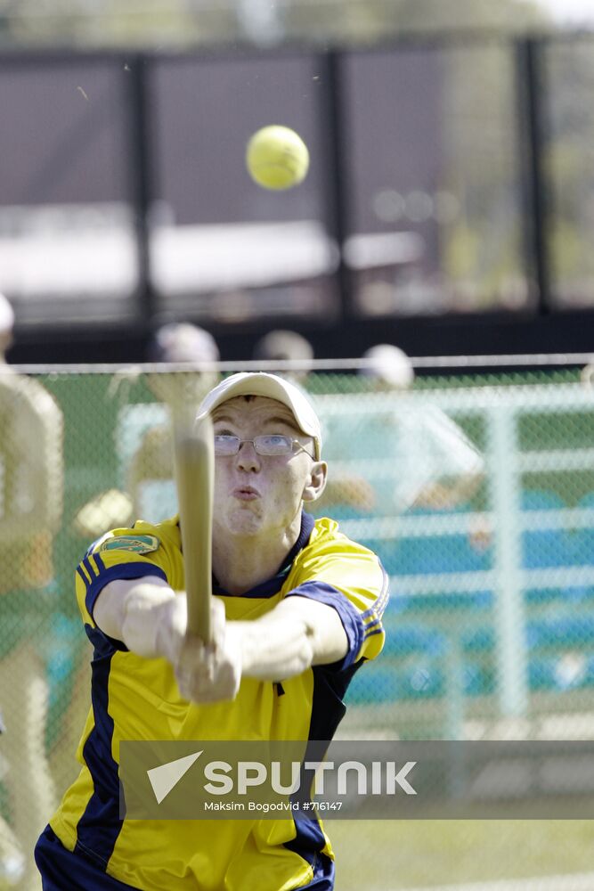 Russian Lapta (bat and ball game) competition