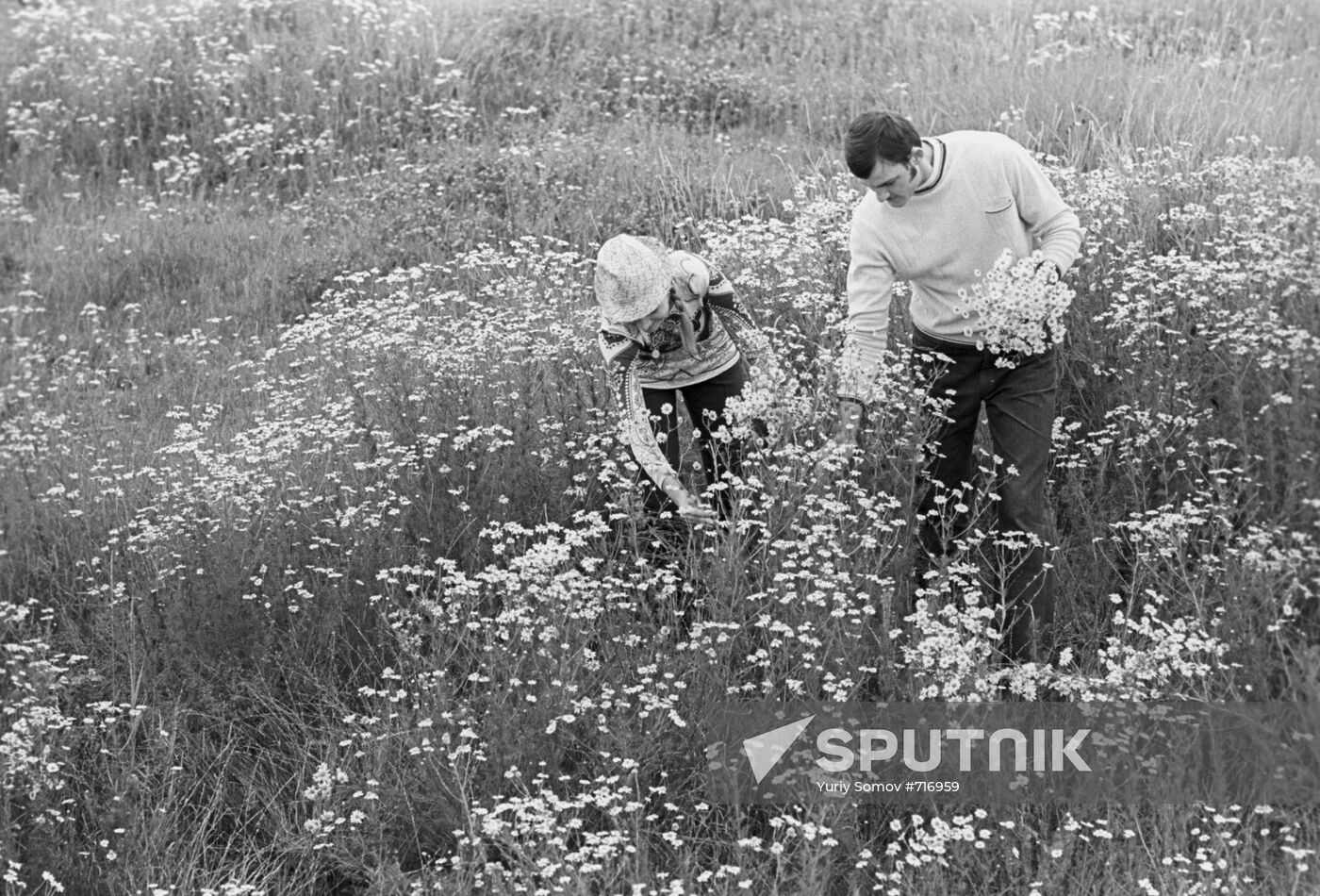 Soviet boxer Vyacheslav Lemeshev with his wife