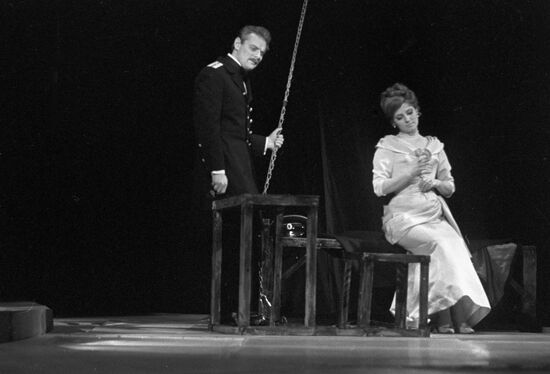 Scene from play Lieutenant Schmidt