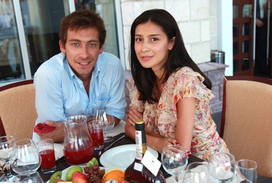 Artyom Tkachenko and Ravshana Kurkova