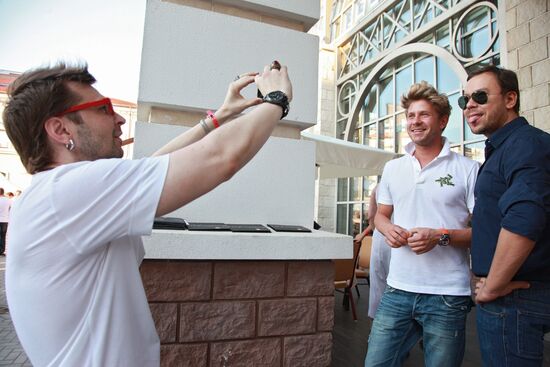 Alexande Anatolyevich, Mitya Fomin and Igor Chapurin