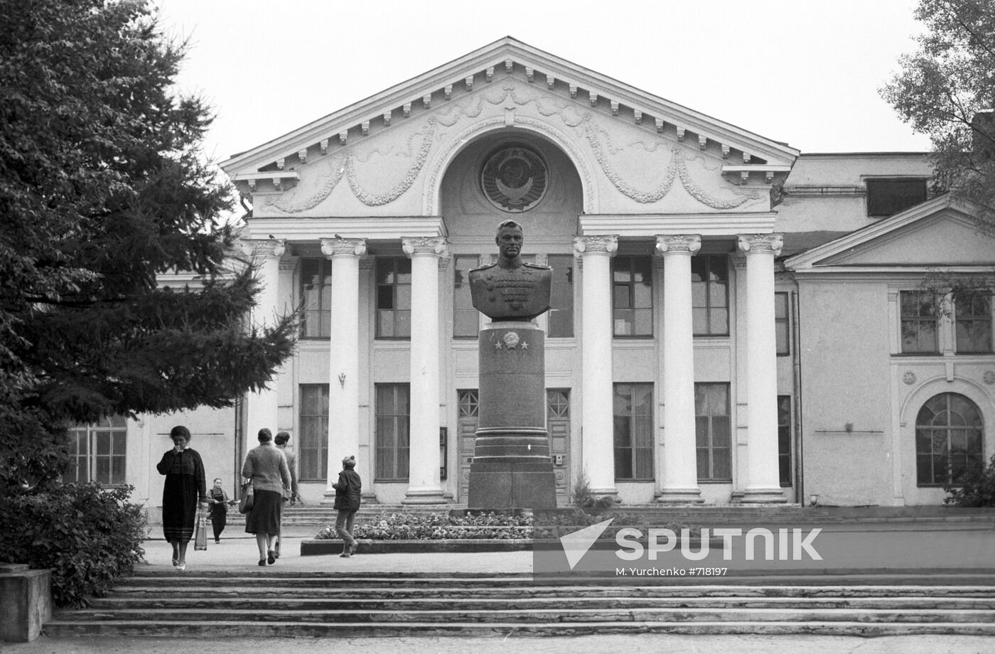 Monument Konstantin Rokossovsky