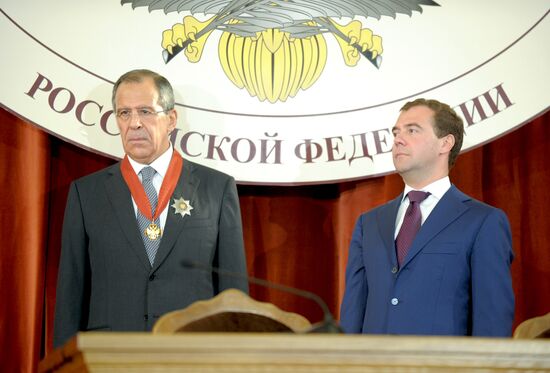 Dmitry Medvedev holds Russian diplomats' meeting