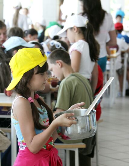 Children's Seaside Center "Orlyonok" turns 50