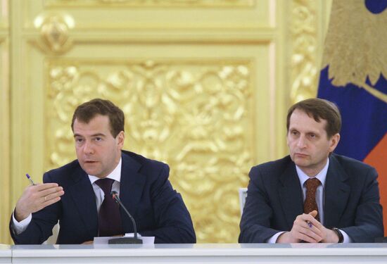 Dmitry Medvedev speaks at Council of Legislators