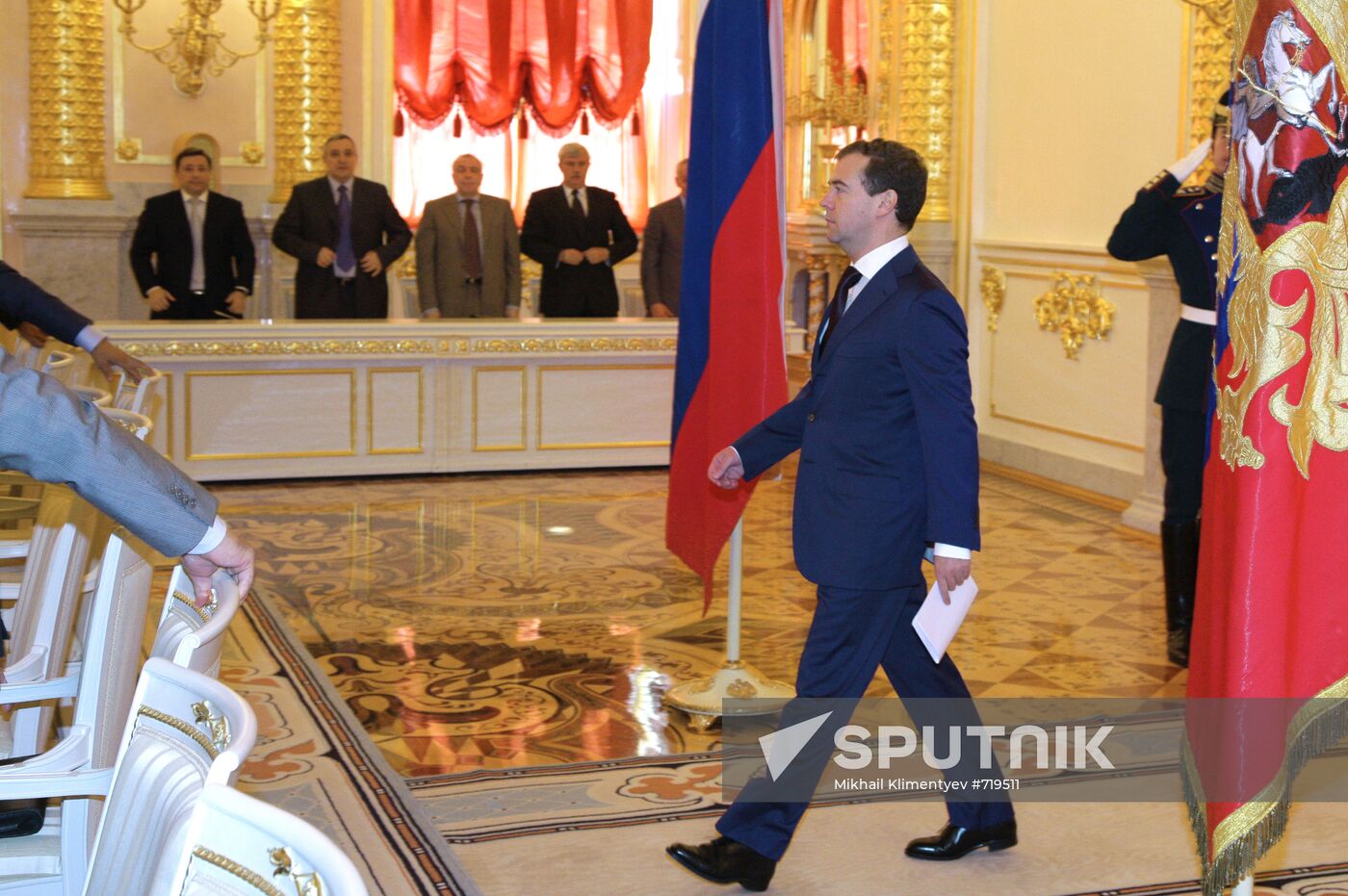 Dmitry Medvedev addresses Council of Legislators meeting