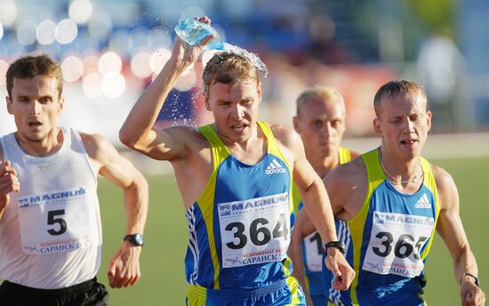 5,000-meter race among men