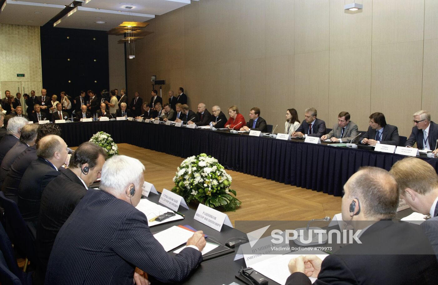 Dmitry Medvedev and Angela Merkel in Yekaterinburg
