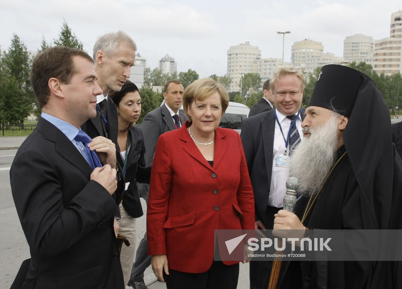 Dmitry Medvedev and Angela Merkel in Yekaterinburg