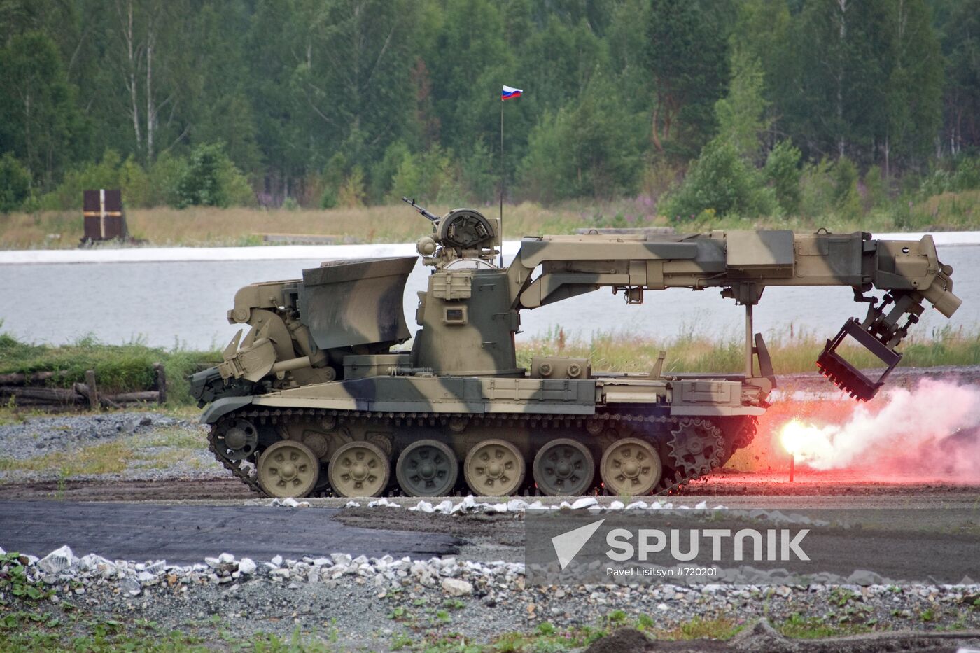 Obstacle clearing vehicle IMR-2
