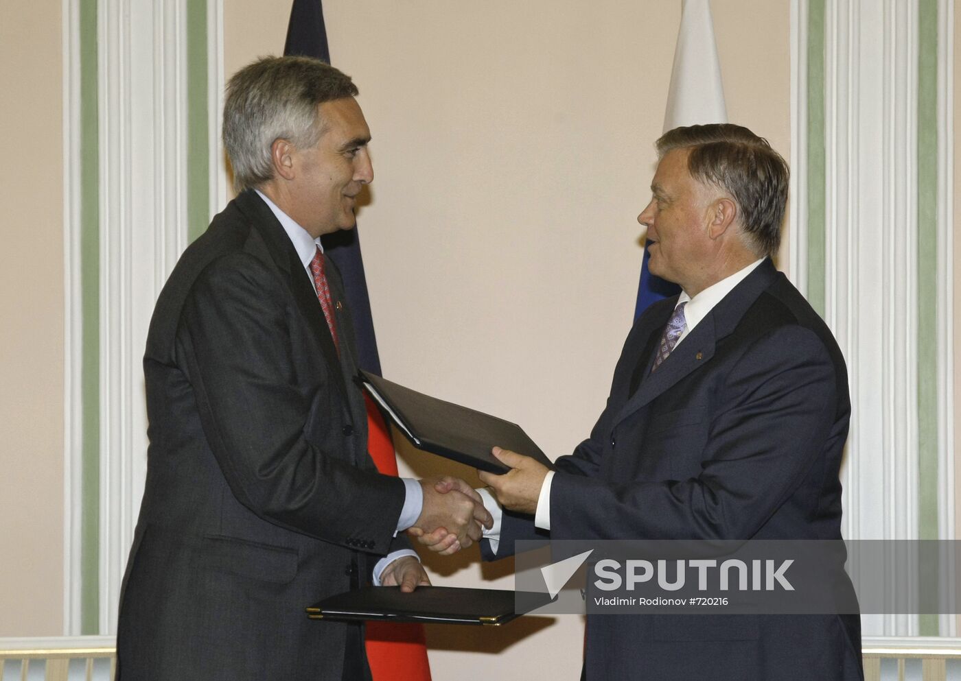 Peter Loescher and Vladimir Yakunin