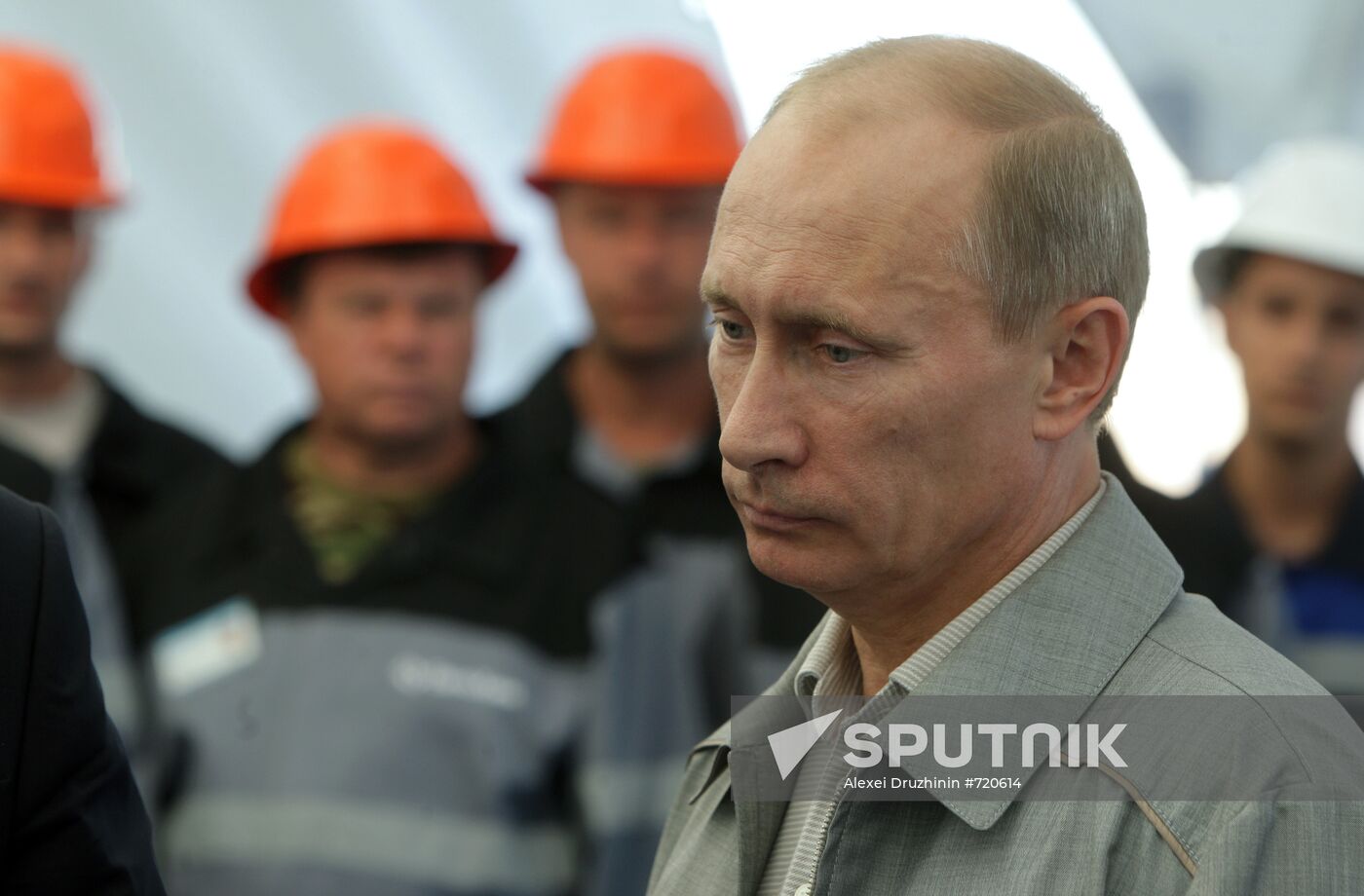 Vladimir Putin visits Gremyachinskoye potash salt deposit