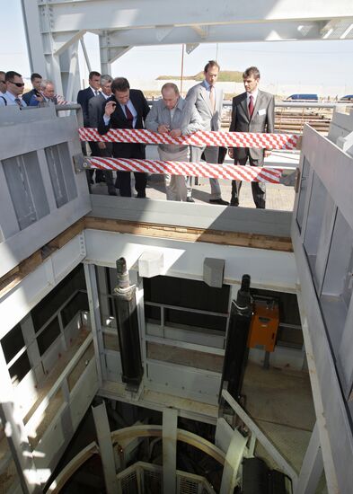Vladimir Putin visits Gremyachinskoye potash salt deposit