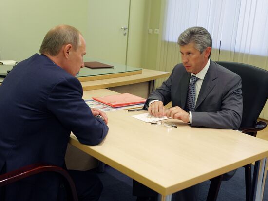 Vladimir Putin meets with Anatoly Brovko