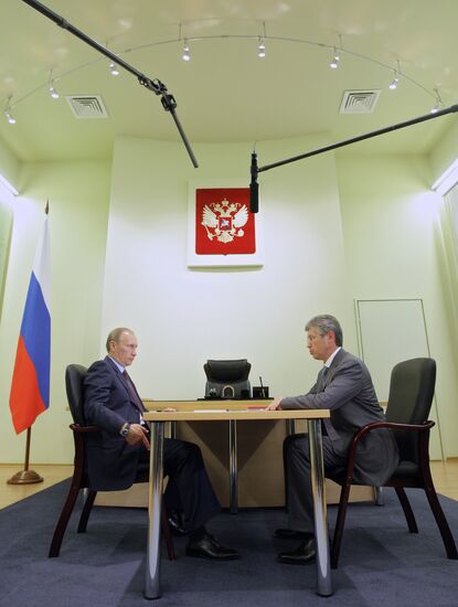 Vladimir Putin meets with Anatoly Brovko