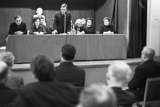 Electoral meeting