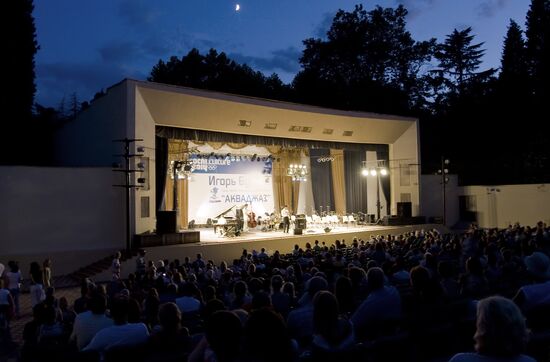 Igor Butman's Aqua Jazz festival stage