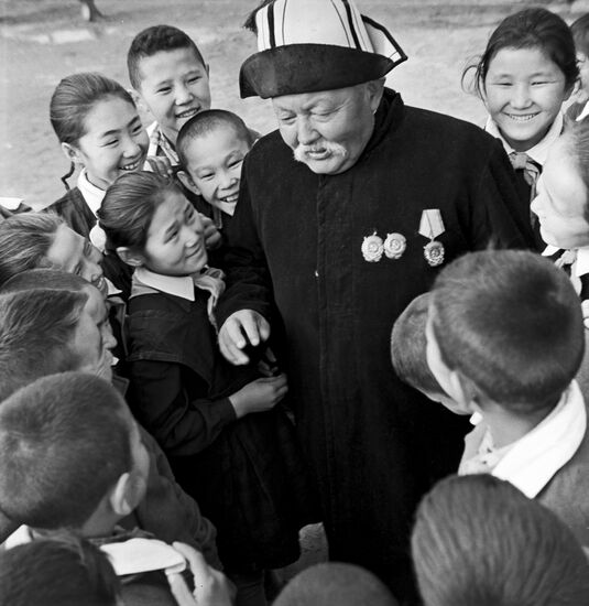People's Artist of Kirghiz SSR Sayakbai Karalayev