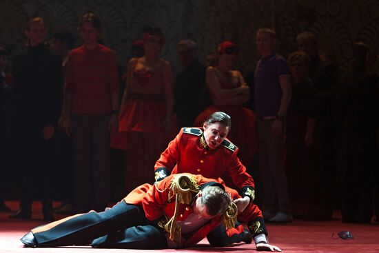 Pre-premiere run of A Masked Ball at Mikhailovksy Theater