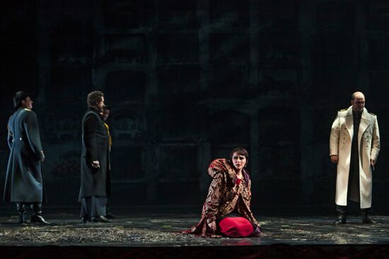 Pre-premiere run of A Masked Ball at Mikhailovksy Theater