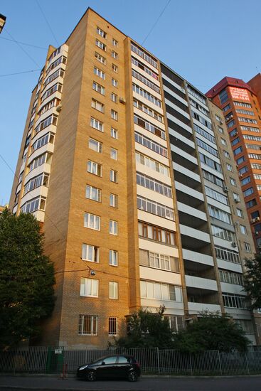 Building No. 14 in Protopopovsky Lane
