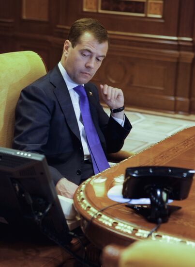 Russian president conducts meeting on Baksan hydro station