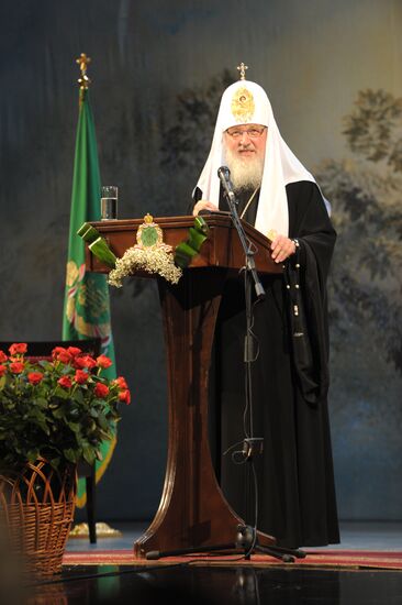 Patriarch Kirill meets Odessa public