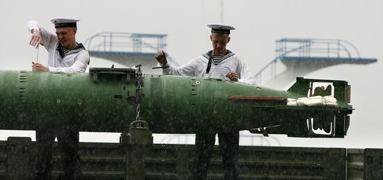 Pacific Fleet holds rehearsal for Navy Day parade