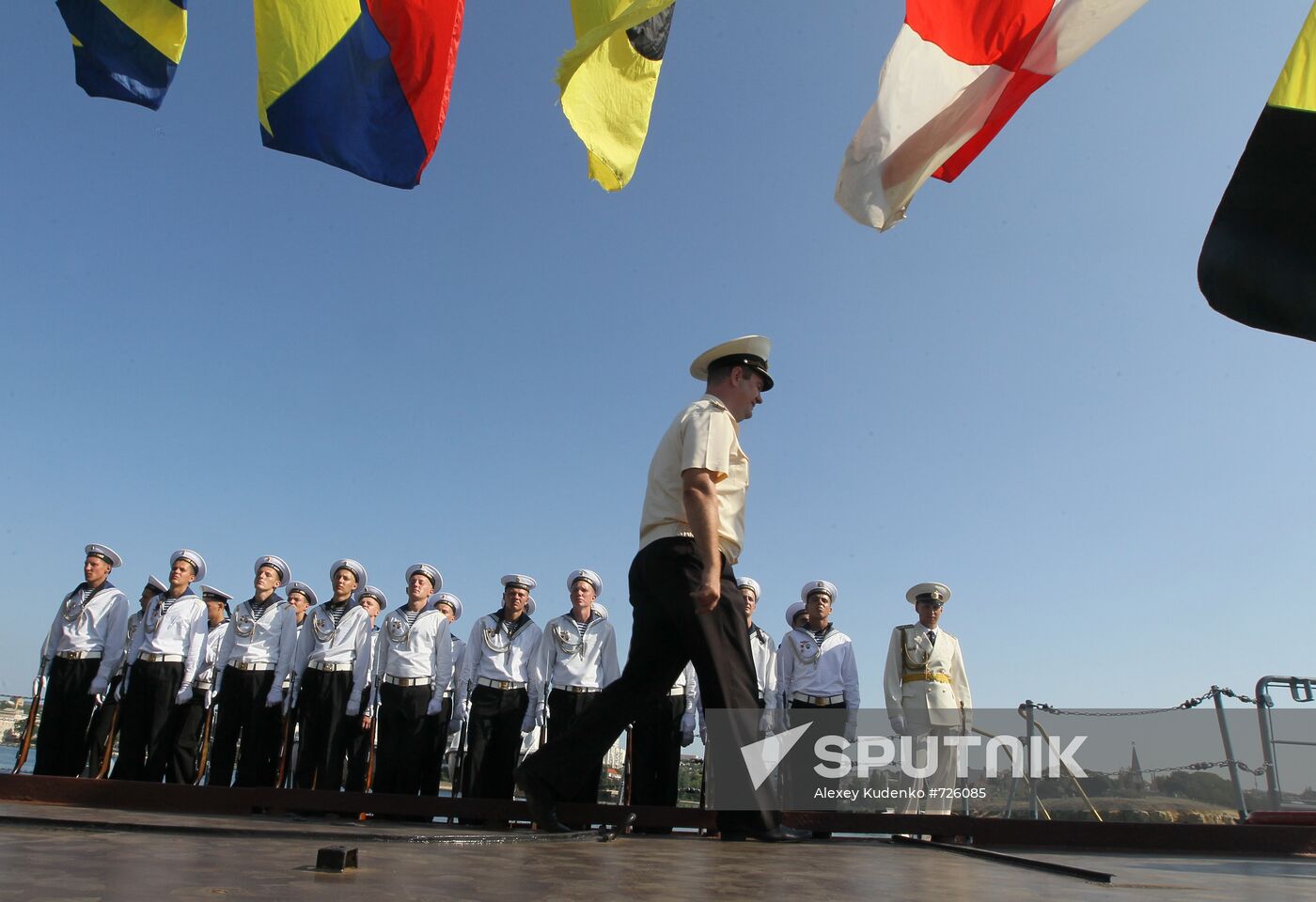 Fleet prepares for Navy Day celebrations in Sevastopol