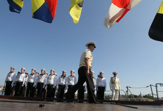 Fleet prepares for Navy Day celebrations in Sevastopol