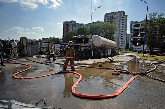 Fire crew tackles LPG filling station fire effects