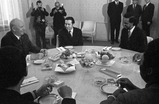 Nikolai Podgorny meeting with Umar Arteh Ghalib