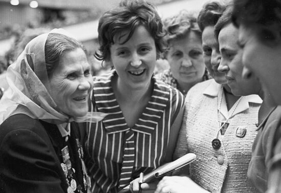 Delegates during a break