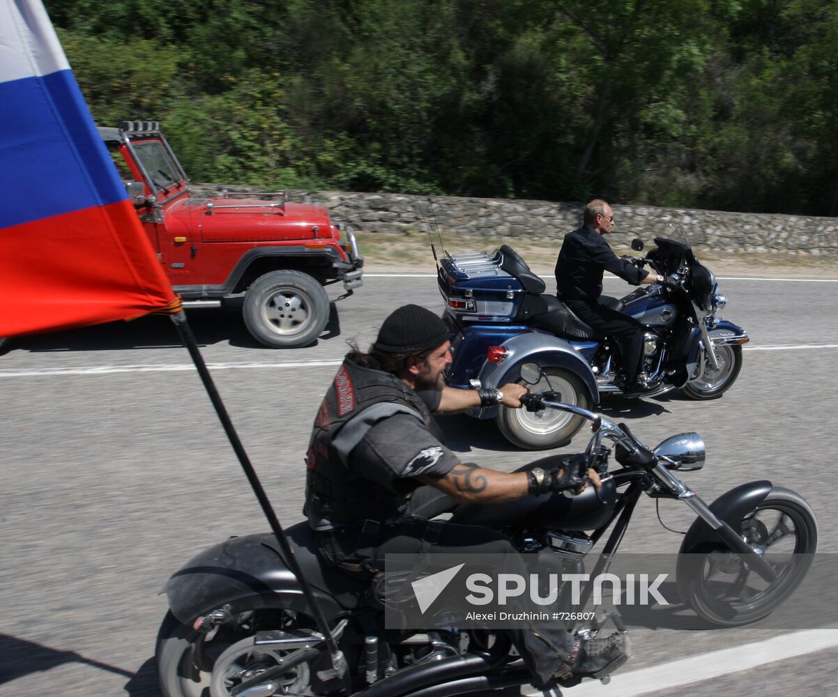 Vladimir Putin attends motorbike show outside Sevastopol