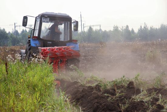 Peat bog fires fought in Noginsk District