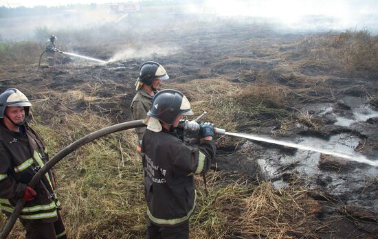 Peat bog fires fought in Noginsk District