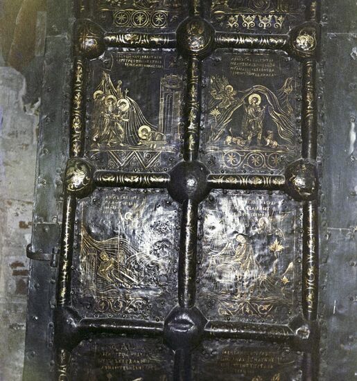 Golden gates in Suzdal