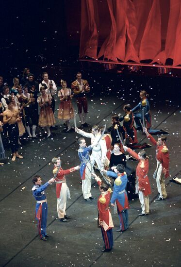 Gala evening to celebrate birthday of ballerina Maya Plisetskaya