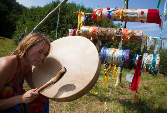 Archstoyanie 2010 Festival in Kaluga Region