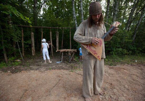Archstoyanie 2010 Festival in Kaluga Region