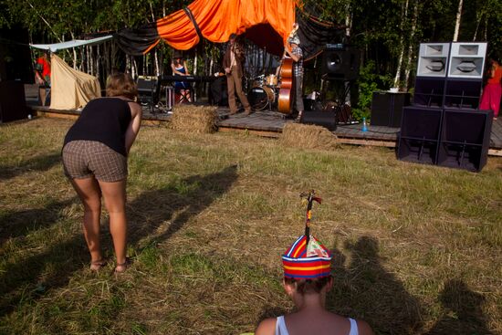 Archstoyanie 2010 Festival in Kaluga Region
