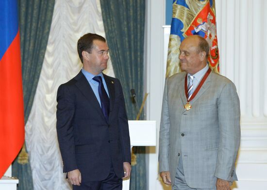 Dmitry Medvedev presents state awards in Kremlin